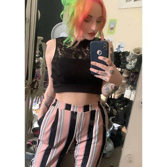 Meet your Posher, Amy - Picture 1 of 1